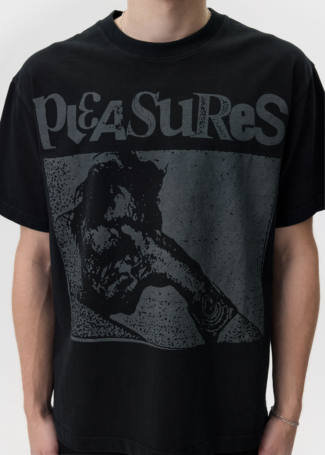 Pleasures - Black Gouge Heavyweight Shirt | 1032 SPACE
